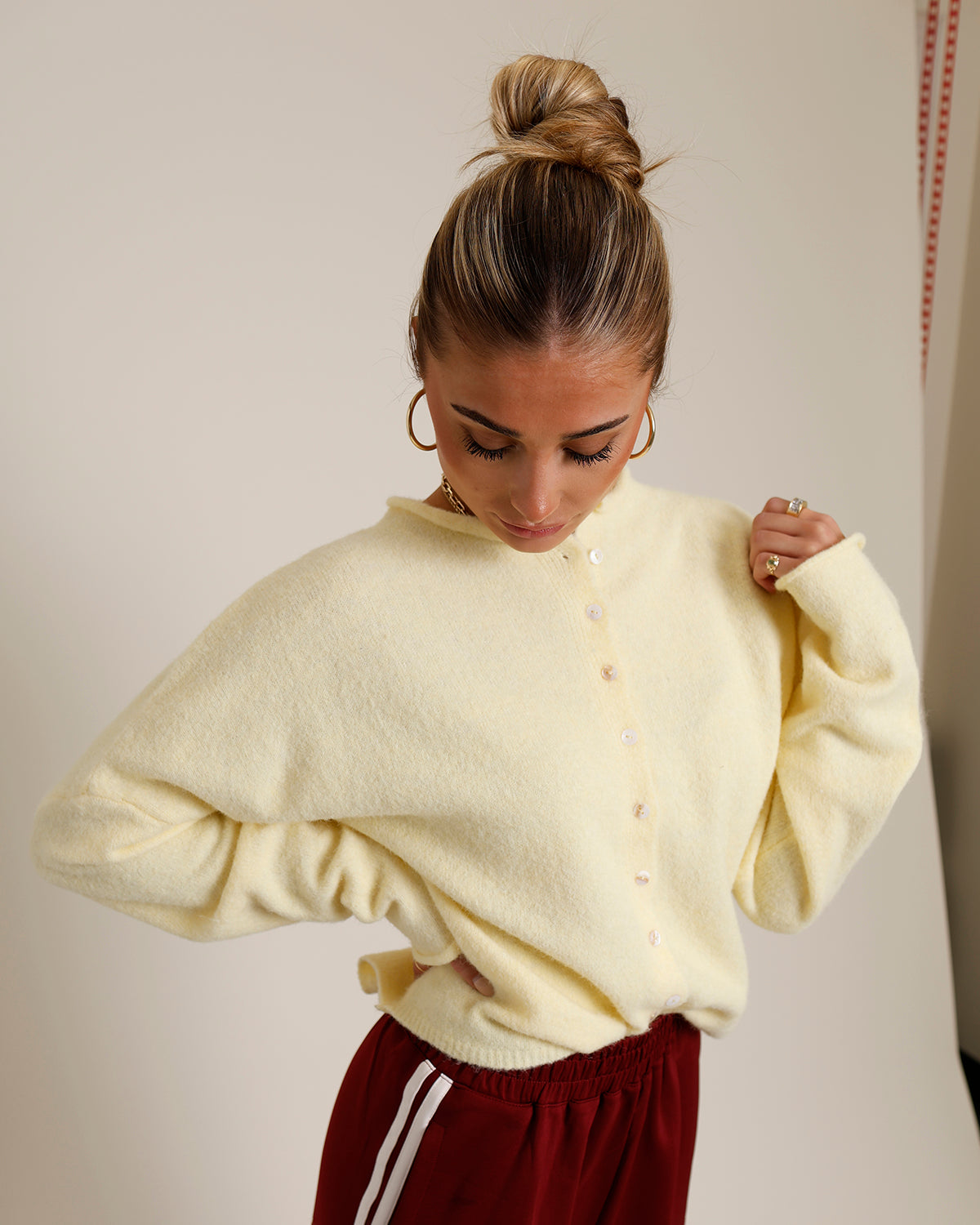 THE CULT CARDI X YELLOW