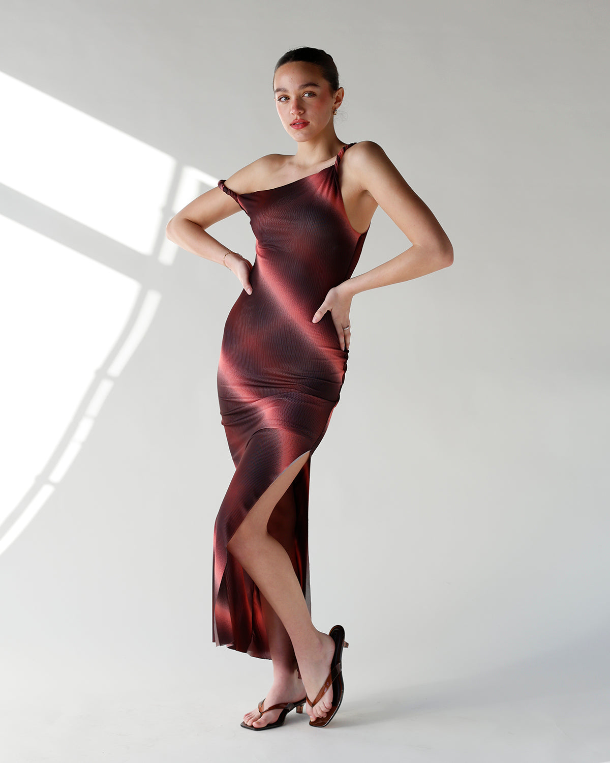 MARGO SANDAL KITTEN HEEL X BROWN