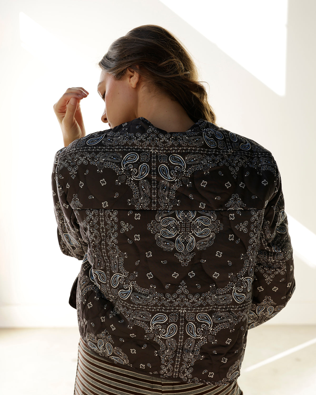 PAISLEY PINE BOMBER JACKET X BROWN