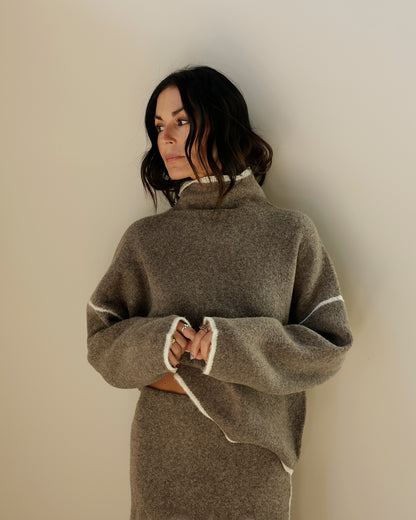 BRIENNE SWEATER X BROWN