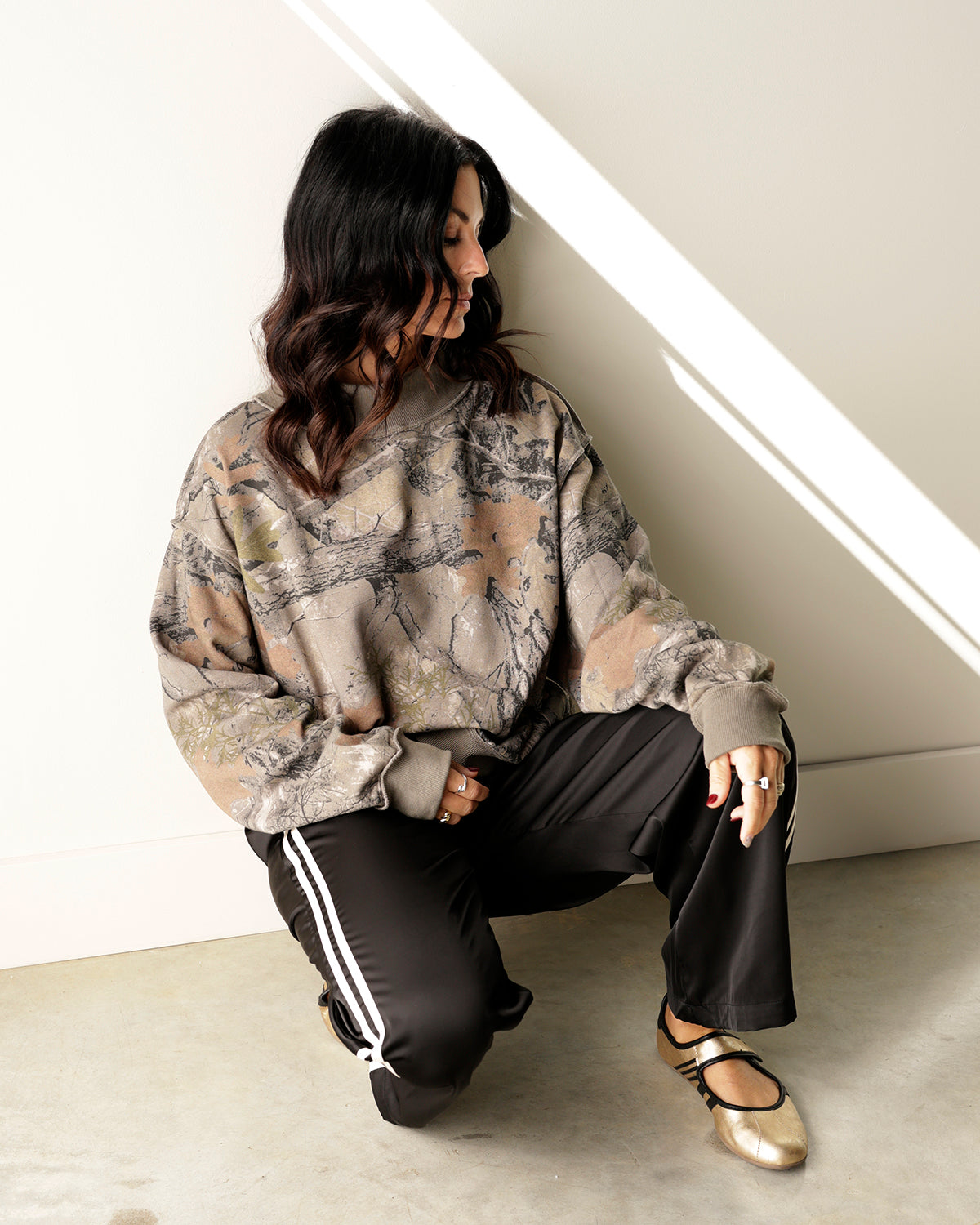 TRENDING CAMO MOCK NECK SWEATSHIRT