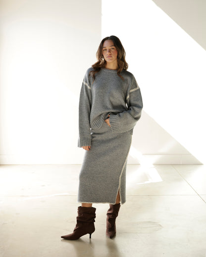 LOLA SWEATER X GRAY