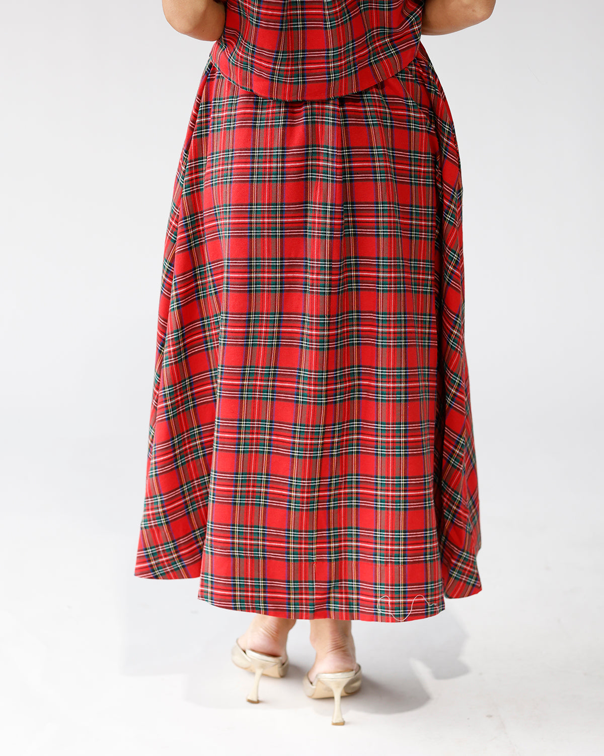 THE MERRY PLAID MIDI SKIRT