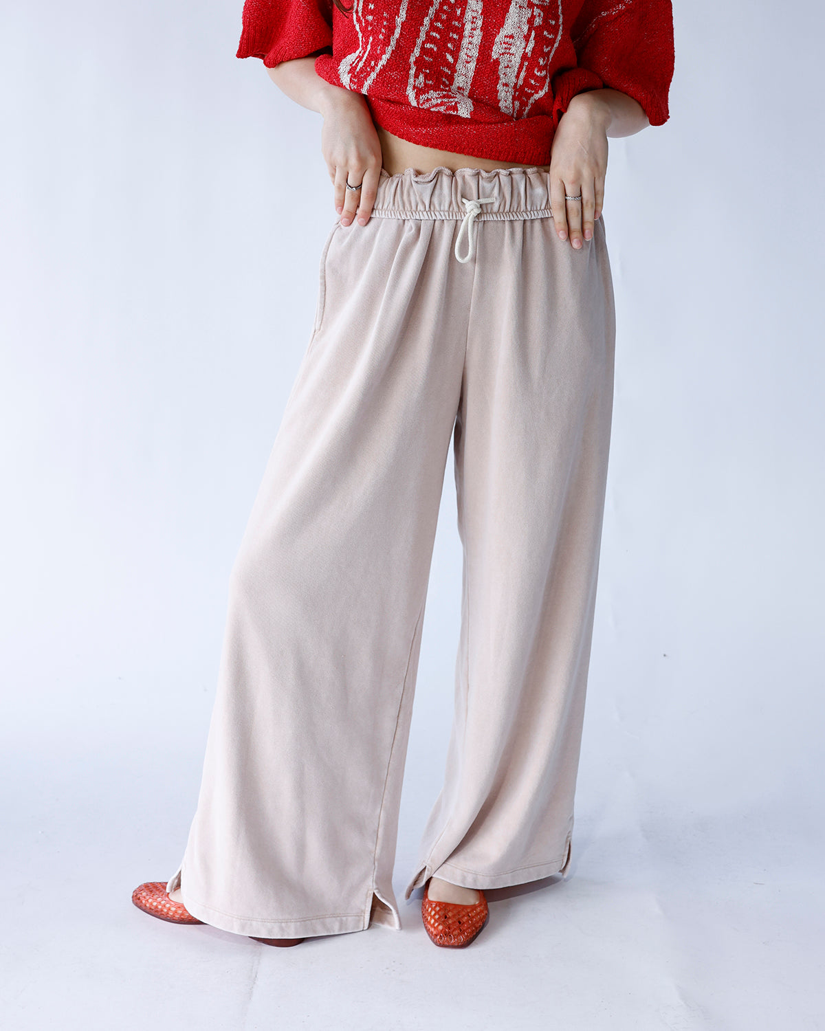 ALMOND FOLD-OVER WAIST WIDE LEG SWEATPANTS