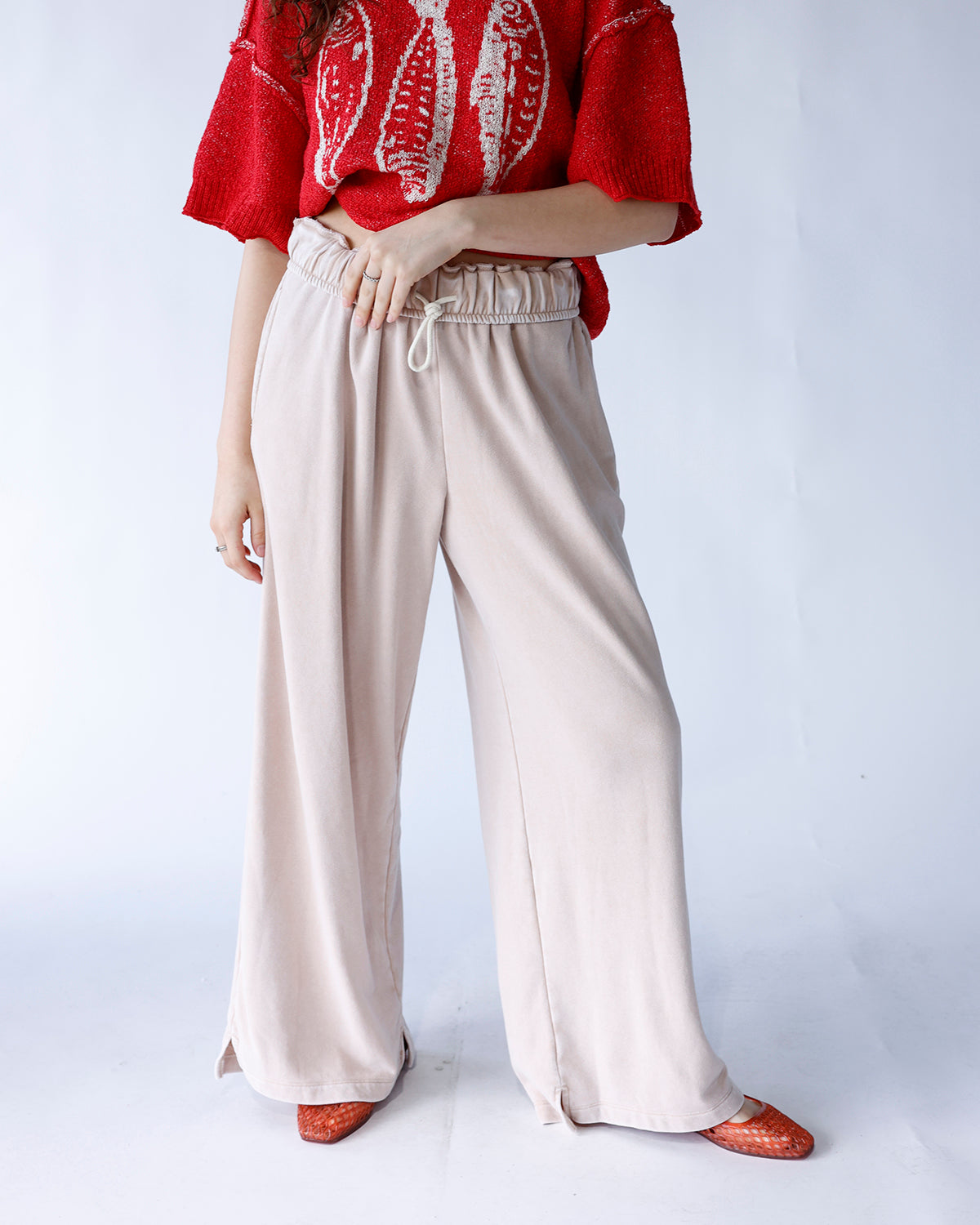 ALMOND FOLD-OVER WAIST WIDE LEG SWEATPANTS