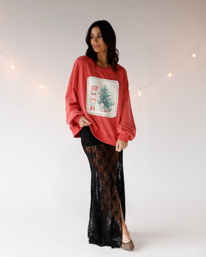 SEASON'S GREETINGS CREWNECK