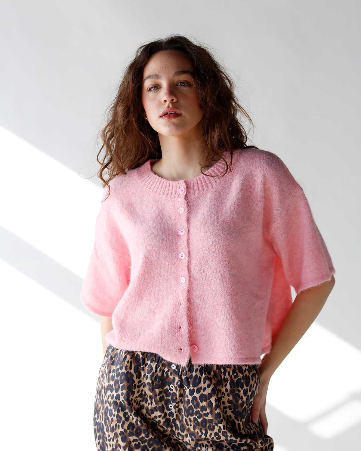 DAYDREAMIN' CARDI X PINK