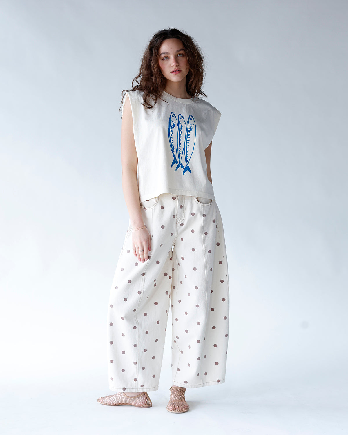 THREE LITTLE FISH MUSCLE TEE