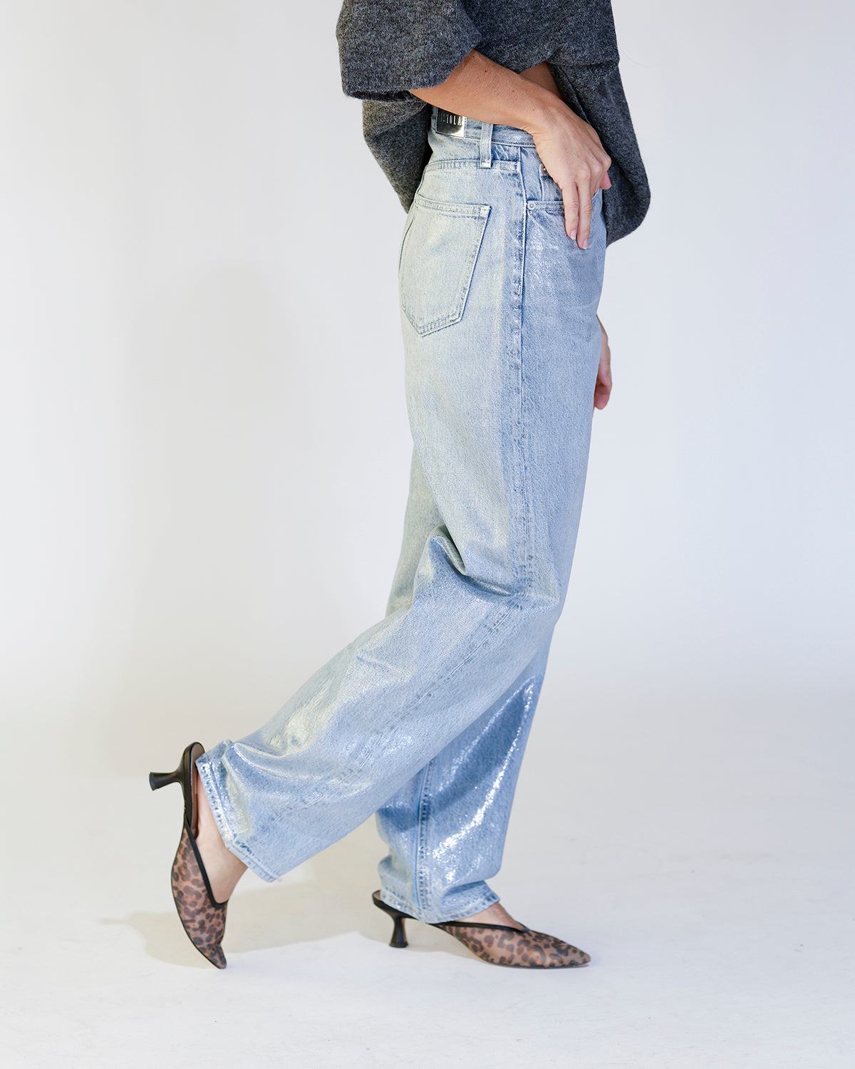 PISTOLA WES HIGH RISE BARREL JEAN X SPELLBOUND