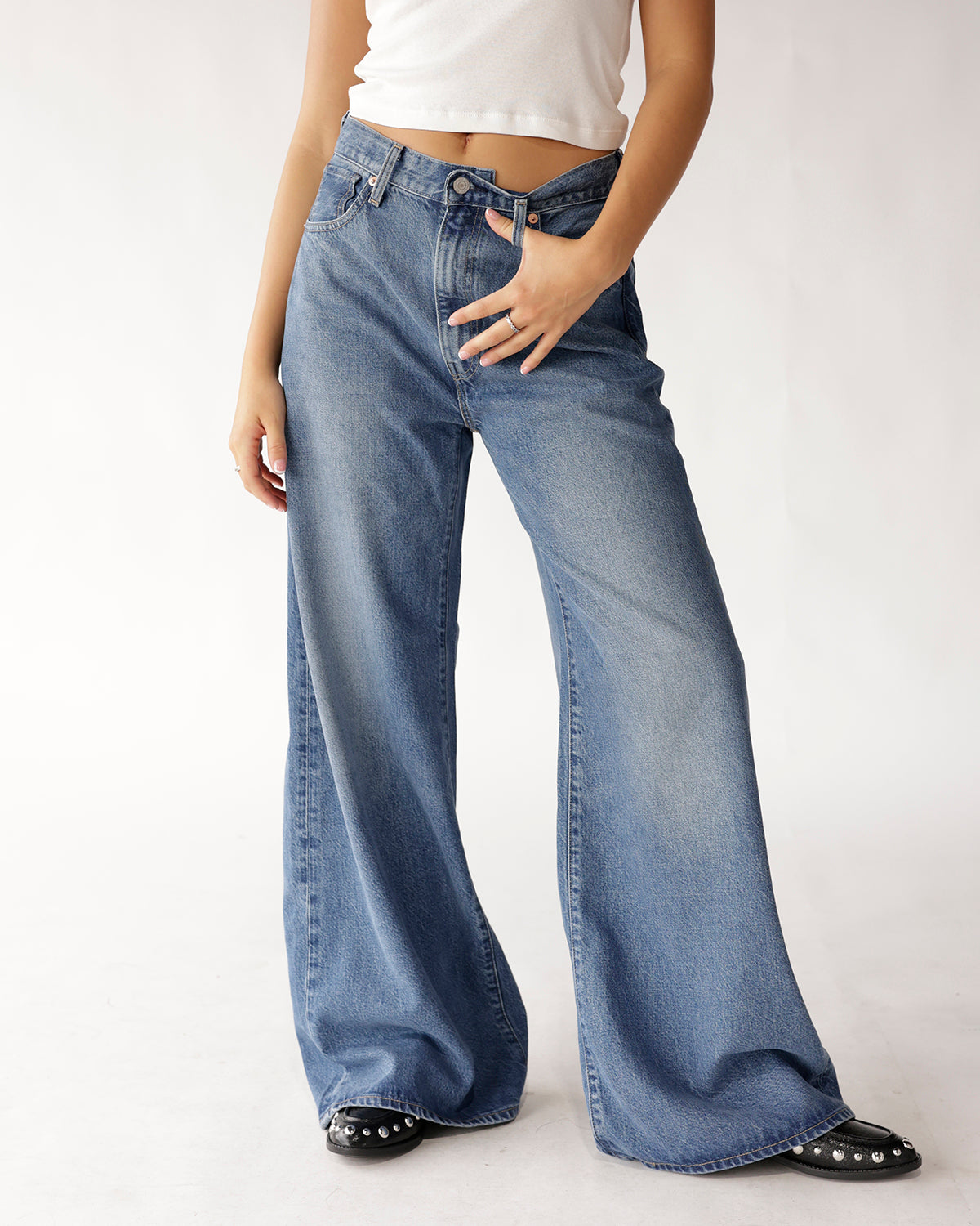 LEVI'S BLUE TAB MAX LOOSE JEAN X MEDIUM WASH