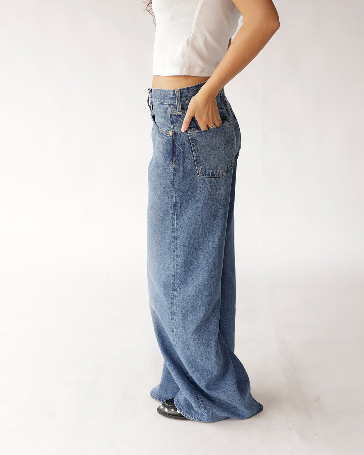 LEVI'S BLUE TAB MAX LOOSE JEAN X MEDIUM WASH