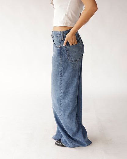LEVI'S BLUE TAB MAX LOOSE JEAN X MEDIUM WASH