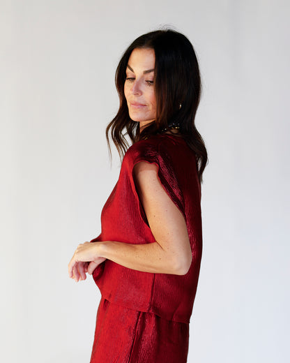 HOLIDAY CHEER TOP X BURGUNDY