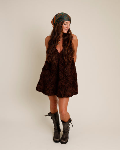 LOUELLA TEXTURED V-NECK BUBBLE HEM MINI DRESS