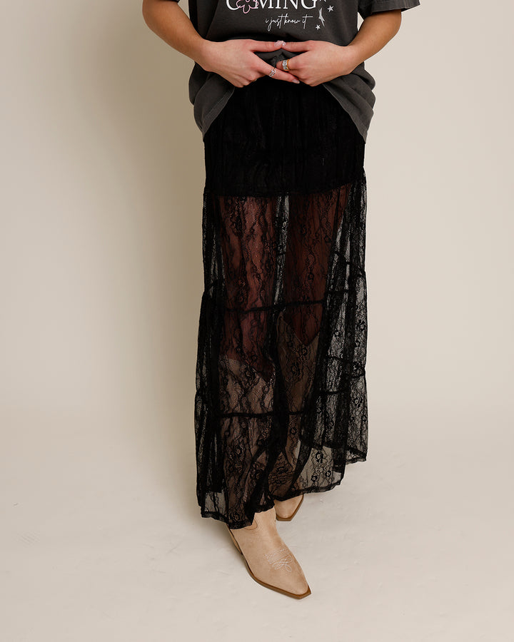 PATTI LACE MAXI SKIRT X BLACK