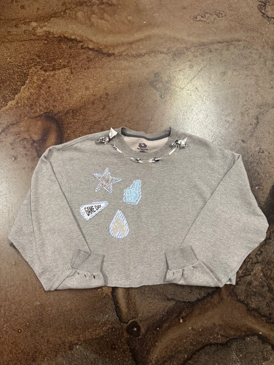 BLEACHER BABE X GAMEDAY GRAY CROPPED CREWNECK