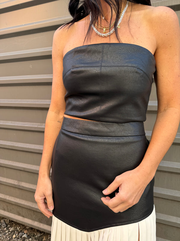 END GAME LEATHER SKIRT SET