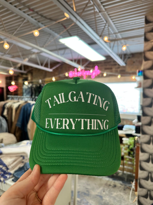 TAILGATING EVERYTHING TRUCKER