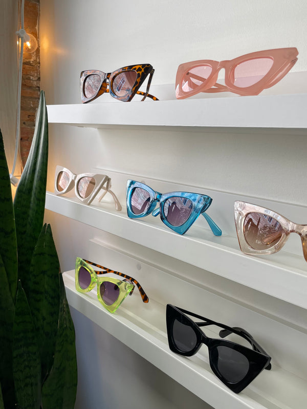 HANNAH CAT EYE SUNGLASSES - THE HIP EAGLE BOUTIQUE - ACCESSORIES 