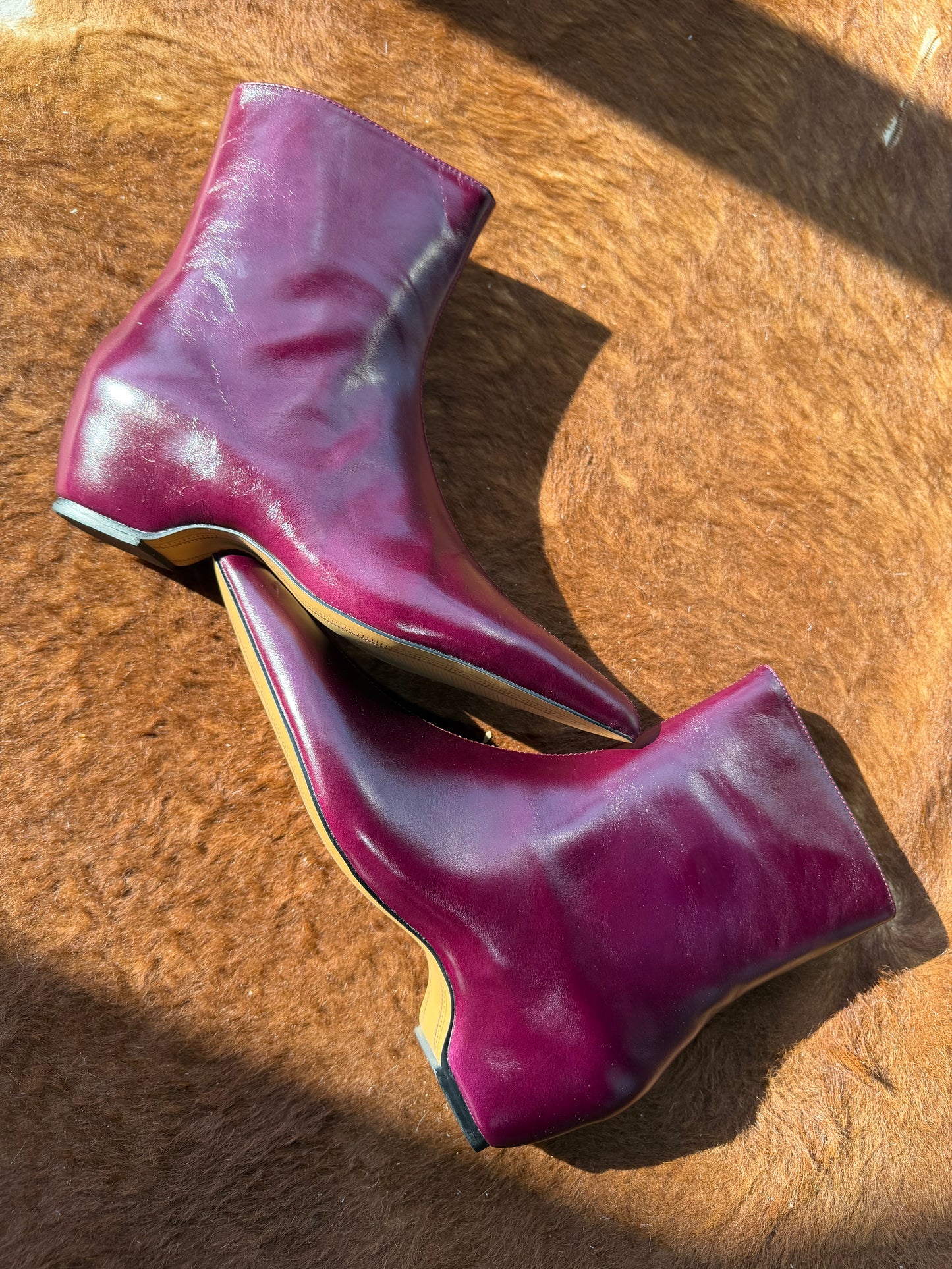 Steve Madden maroon leather ankle booties with square toe and block heel