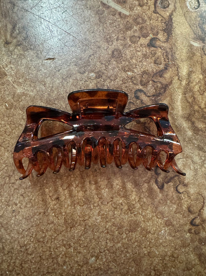 XL HAIR CLAW CLIP