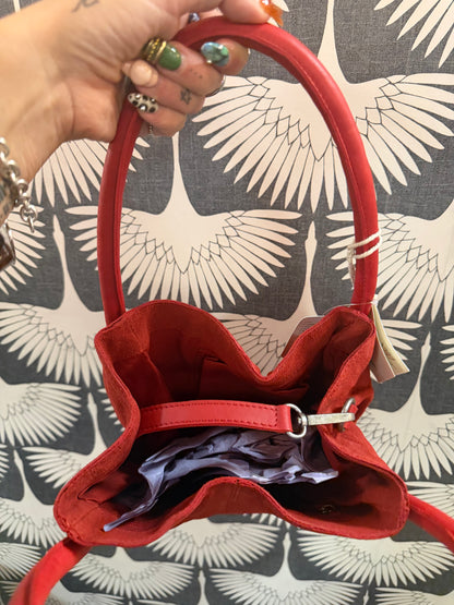 FREE PEOPLE BARLOW SUEDE BUCKET BAG X RED