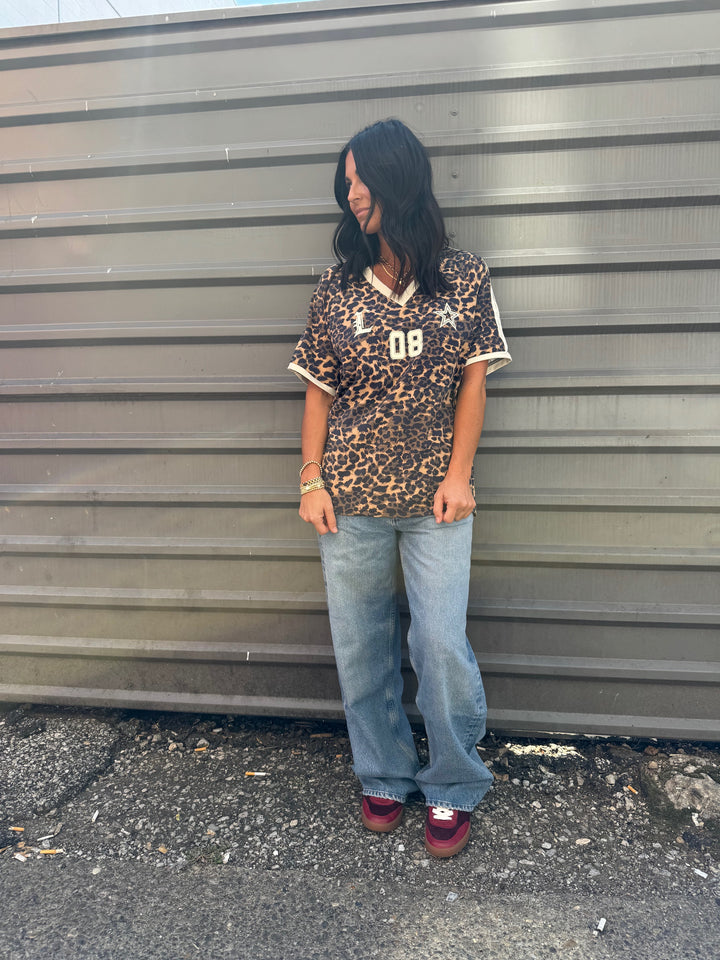 HUNTING FOR THE W LEOPARD JERSEY TEE