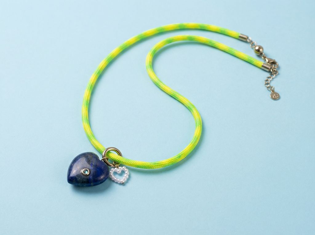 SUMMER LOVE CORD NECKLACE