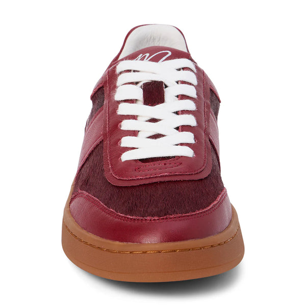 MATISSE QUINCEY SNEAKER IN CHERRY RED