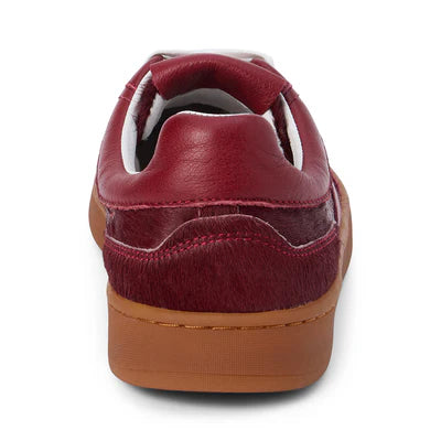 MATISSE QUINCEY SNEAKER IN CHERRY RED