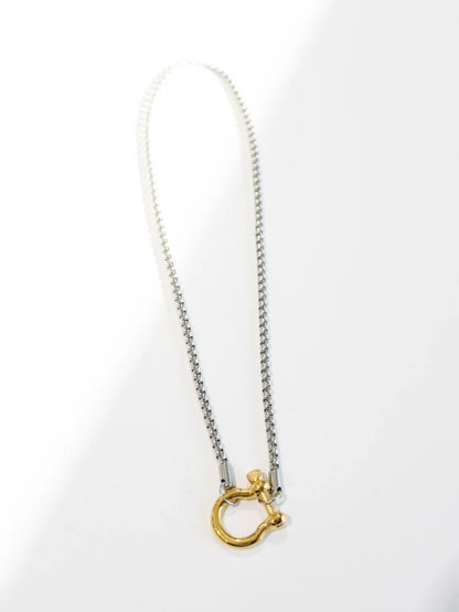 BÉLJOY TEEZO SCREW TOGGLE NECKLACE