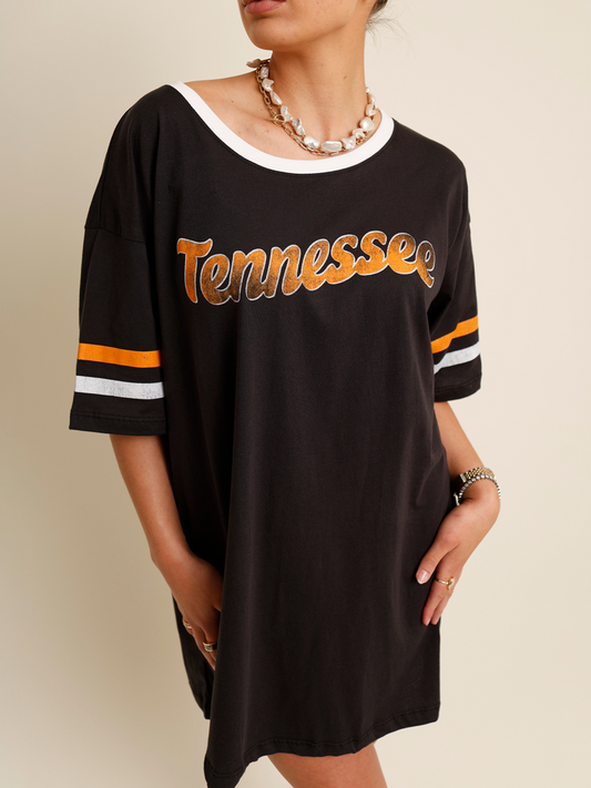 Black "tennessee" jersey style oversized tee