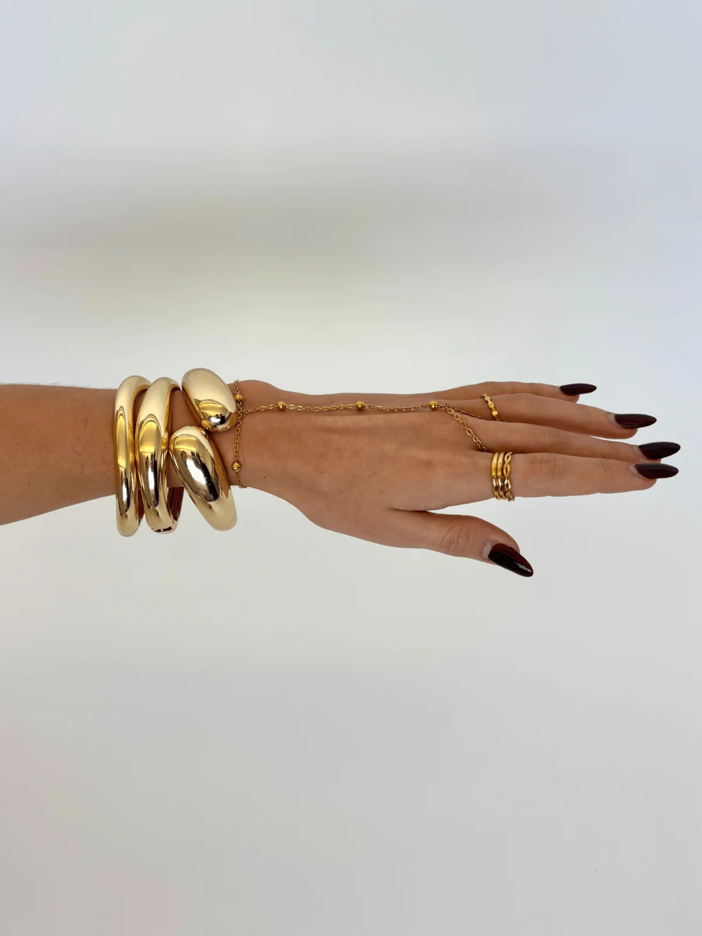 PETIT MOMENTS SOL HAND CHAIN BRACELET X GOLD