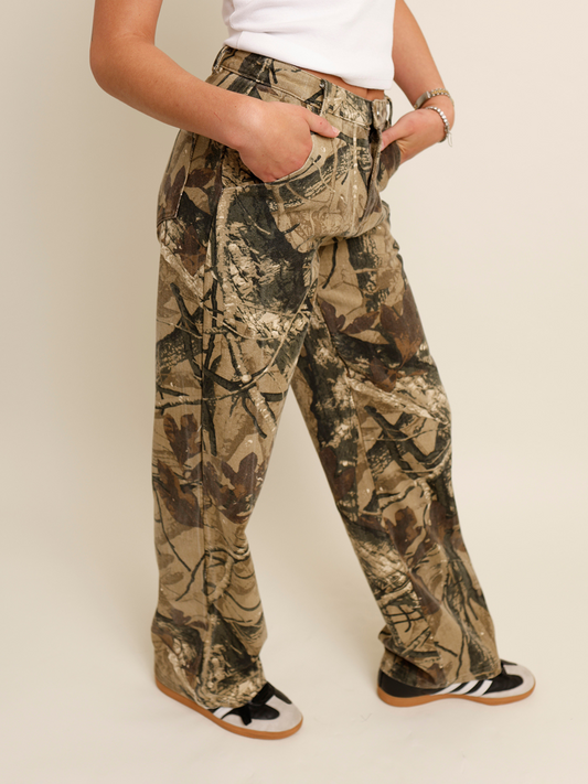 camo print wide leg jeans 