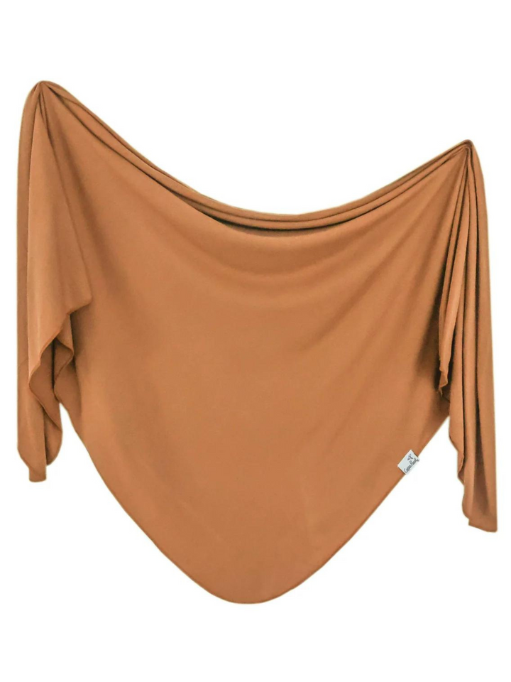 COPPER PEARL SWADDLE BLANKET IN CAMEL