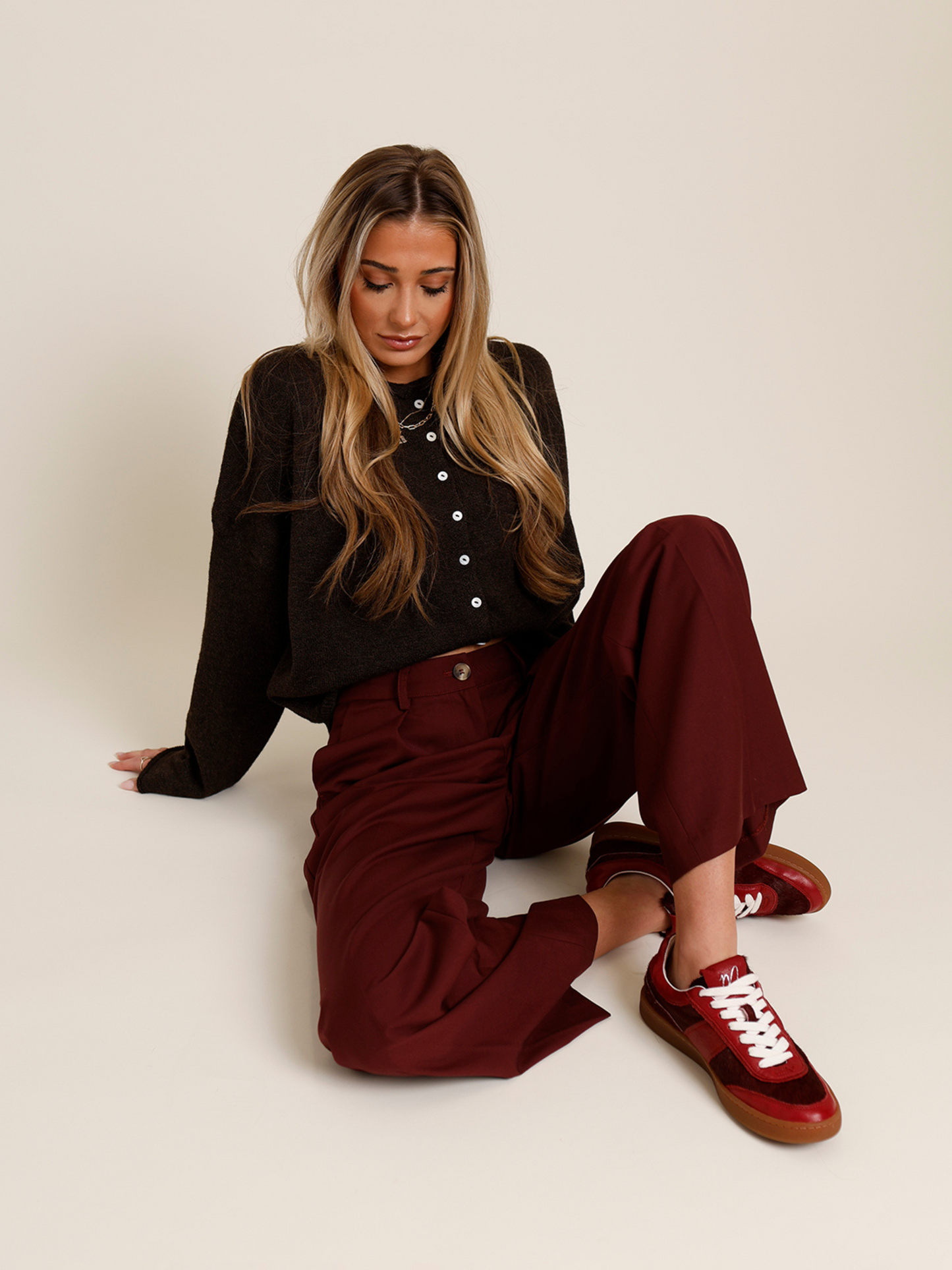 NIA SLY PANT X CHERRY COLA