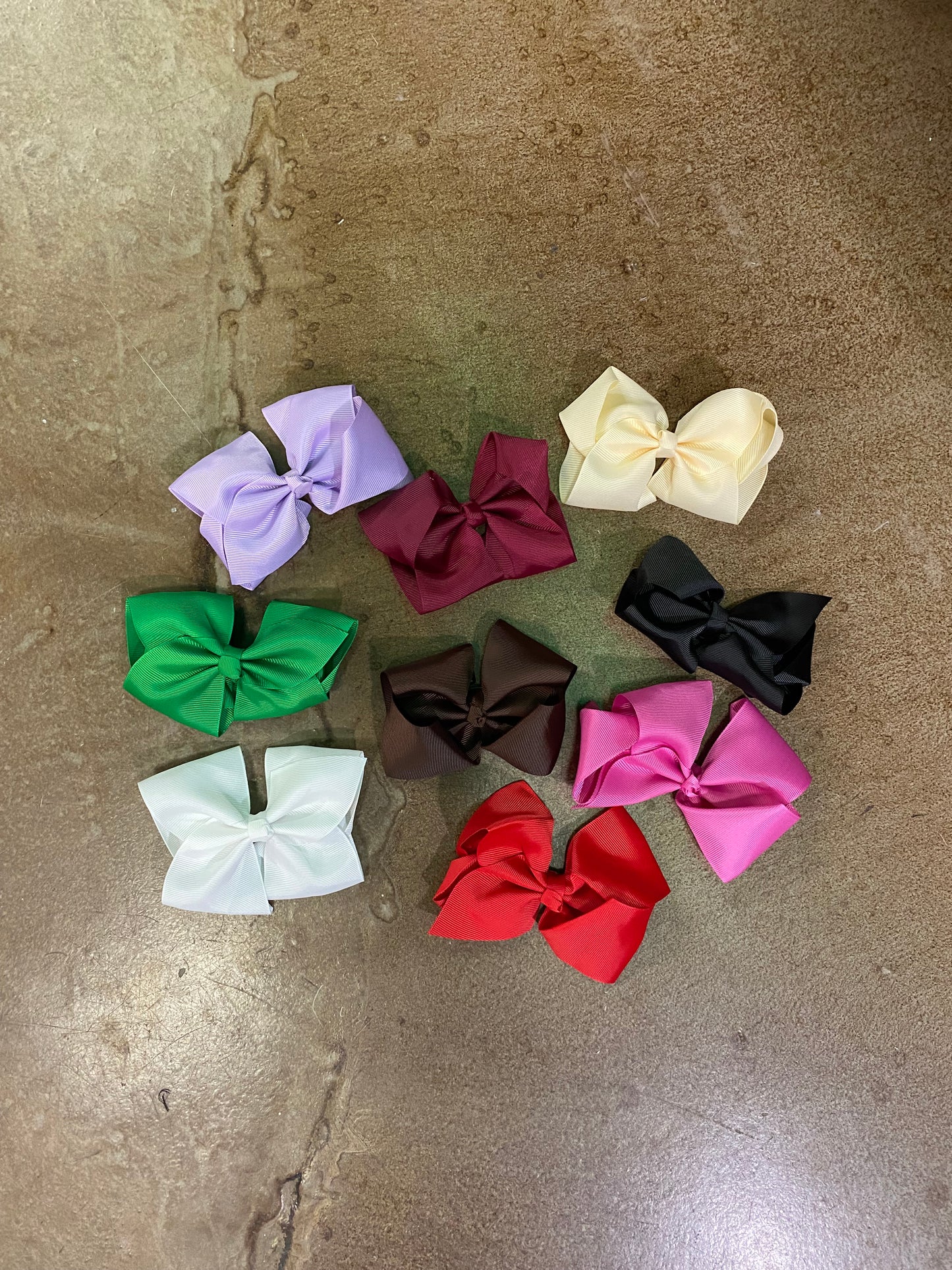 OVERSIZED HAIR BOWS