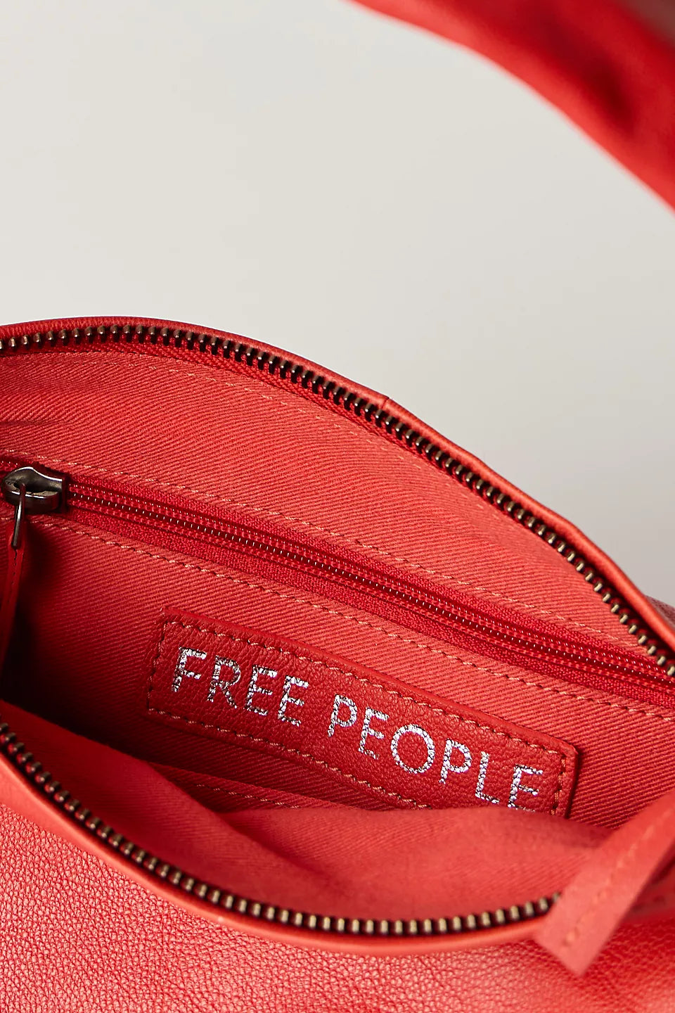 FREE PEOPLE ALEXA SHOULDER BAG X RED