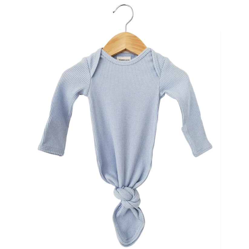 SPEARMINT ORGANIC WAFFLE KNIT GOWN IN BABY BLUE - THE LITTLE EAGLE BOUTIQUE