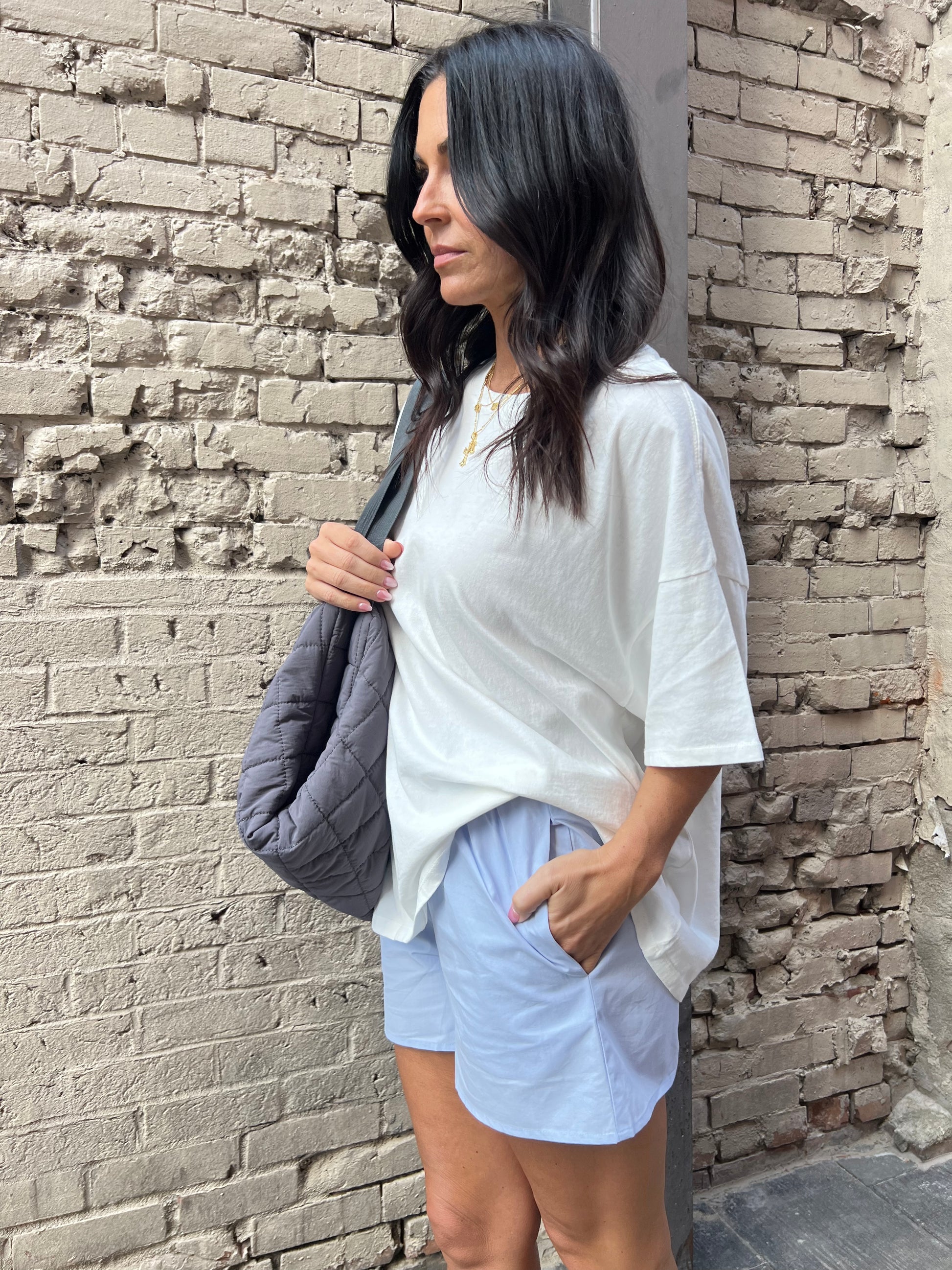 oversized plain white tee