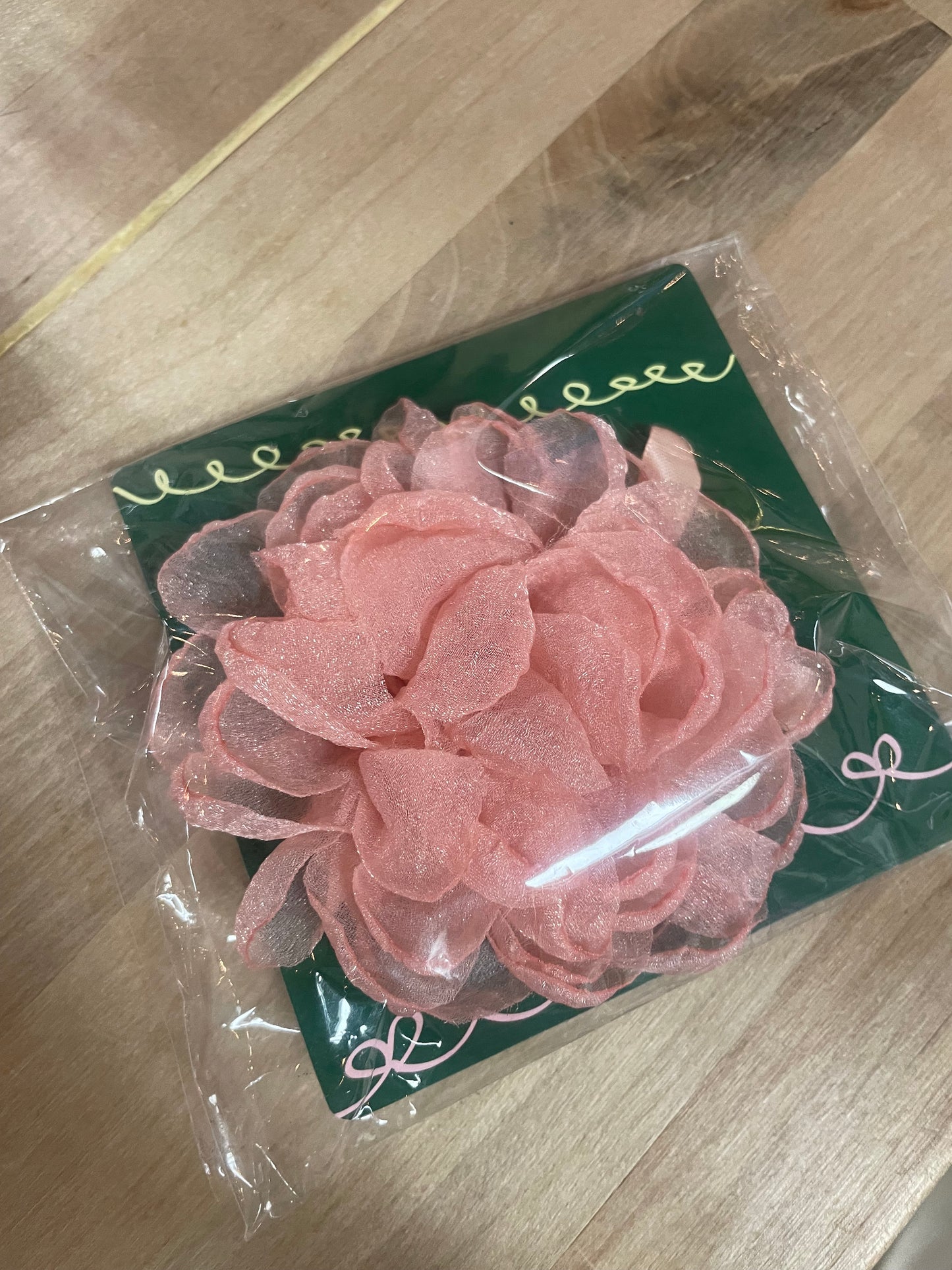 ROSE CHOKER