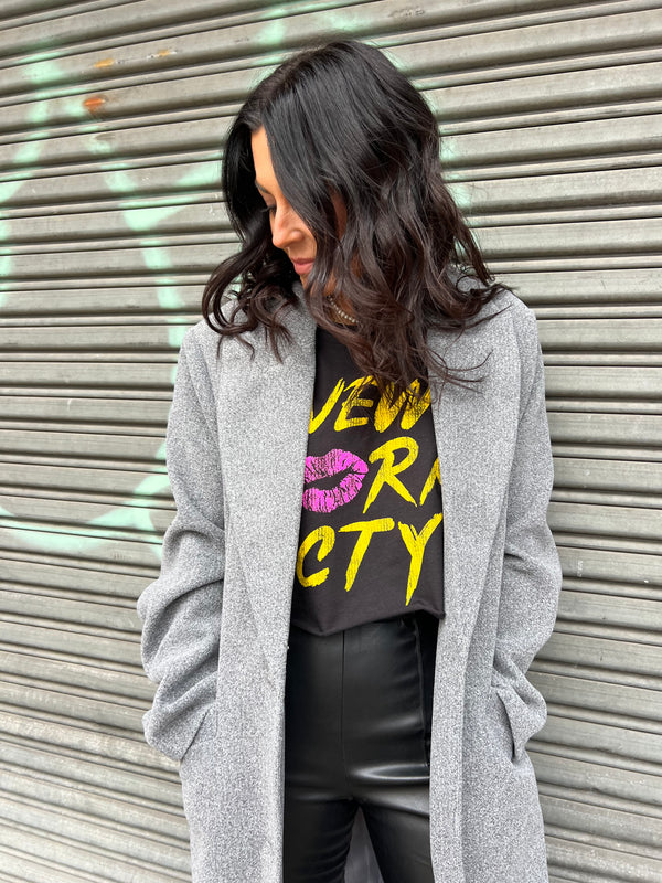 gray new york city cropped graphic t-shirt