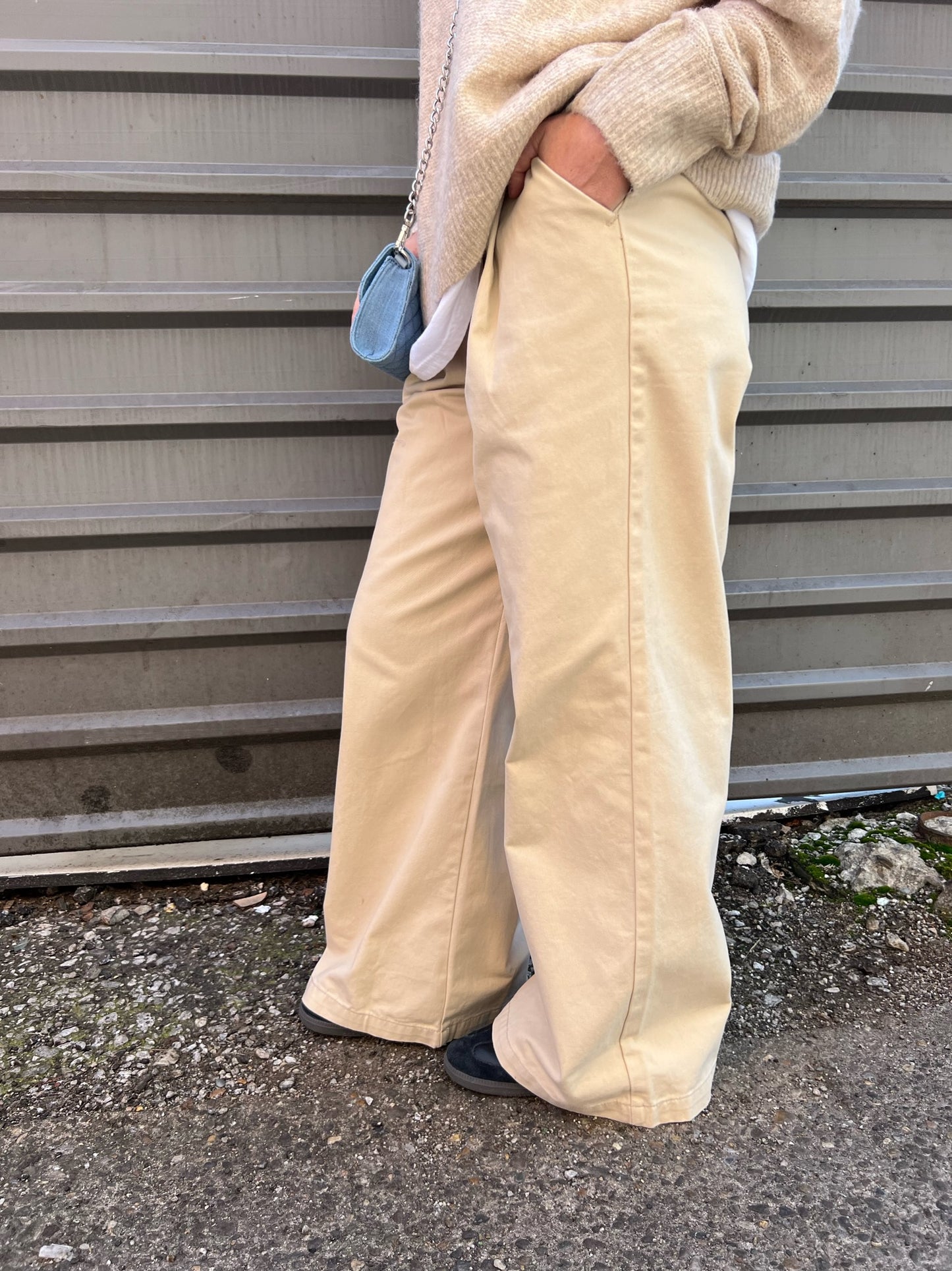 women's tan tailored trousers