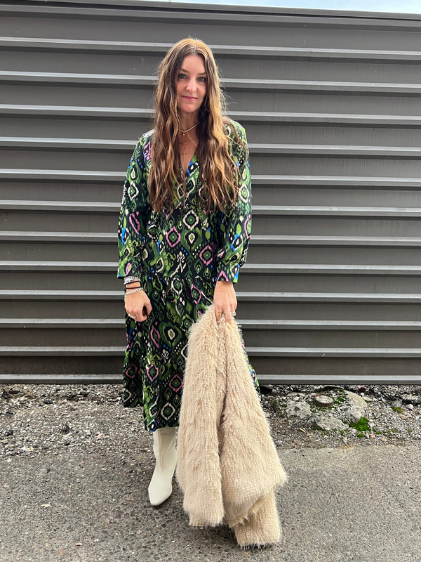 MODEST STYLE - THE HIP EAGLE BOUTIQUE