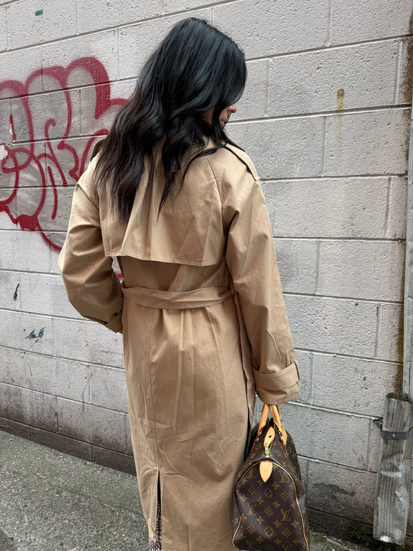 TRENCH COAT IN KHAKI