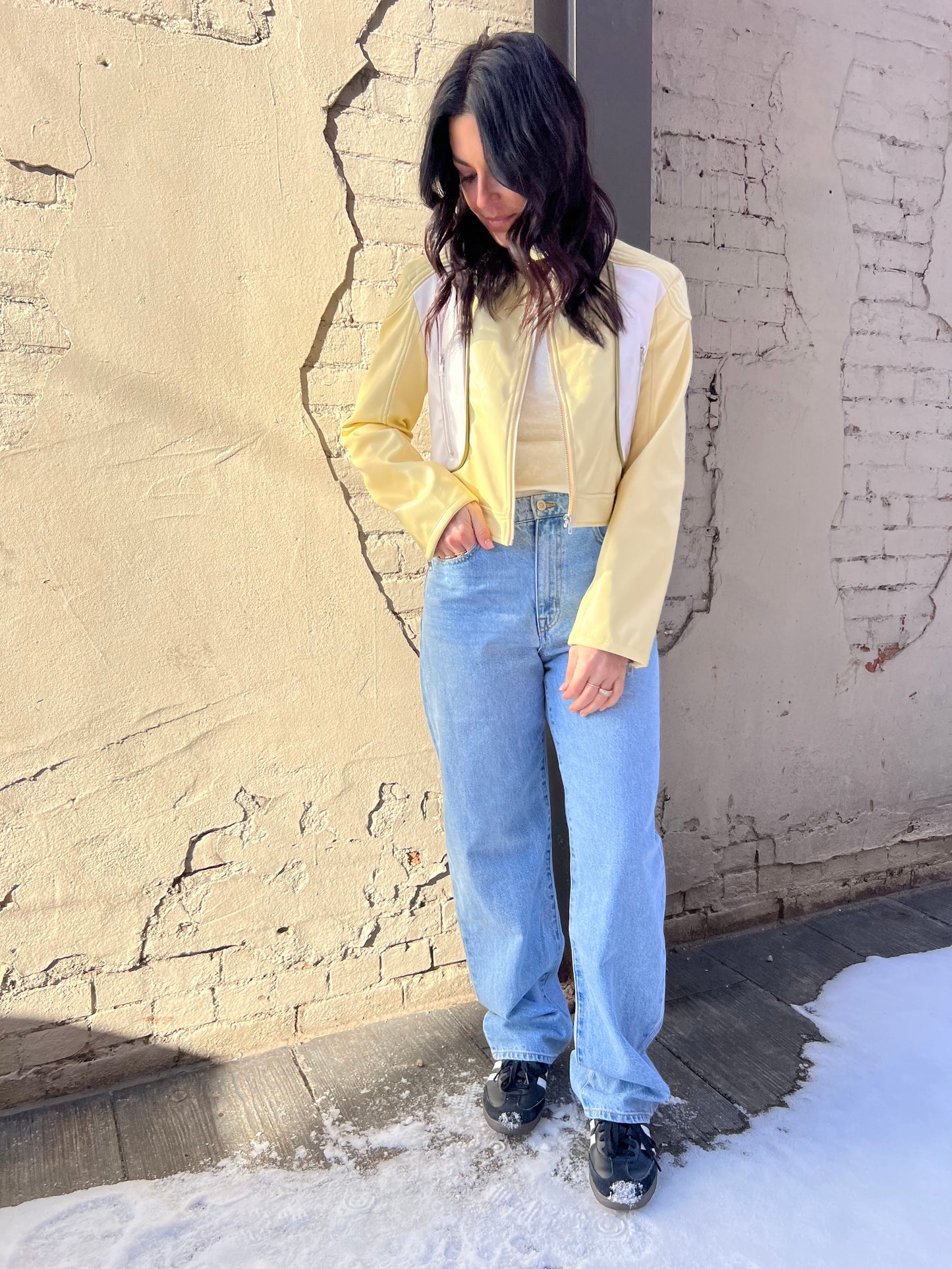 yellow spring outfit inspo