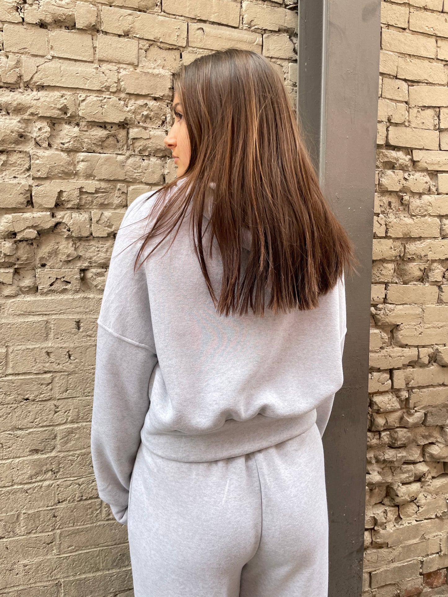 gray cropped hoodie