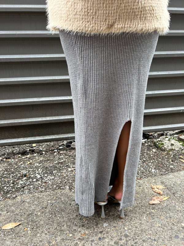 LINE AND DOT KIVA GRAY SWEATER MAXI SKIRT - THE HIP EAGLE BOUTIQUE