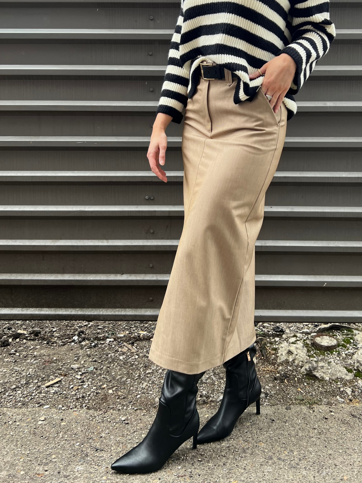 TAILORED MIDI SKIRT - THE HIP EAGLE BOUTIQUE