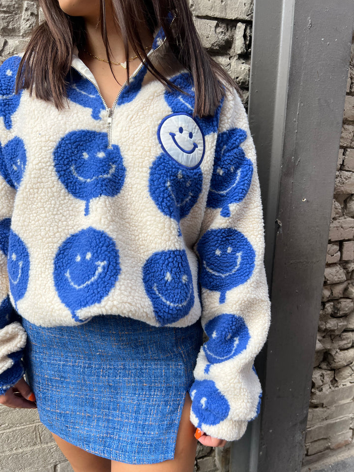 SMILEY SHERPA PULLOVER - THE HIP EAGLE BOUTIQUE